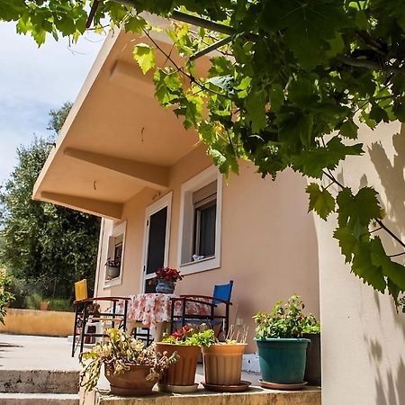 Pouláta Flamiatos Garden Cottages מראה חיצוני תמונה
